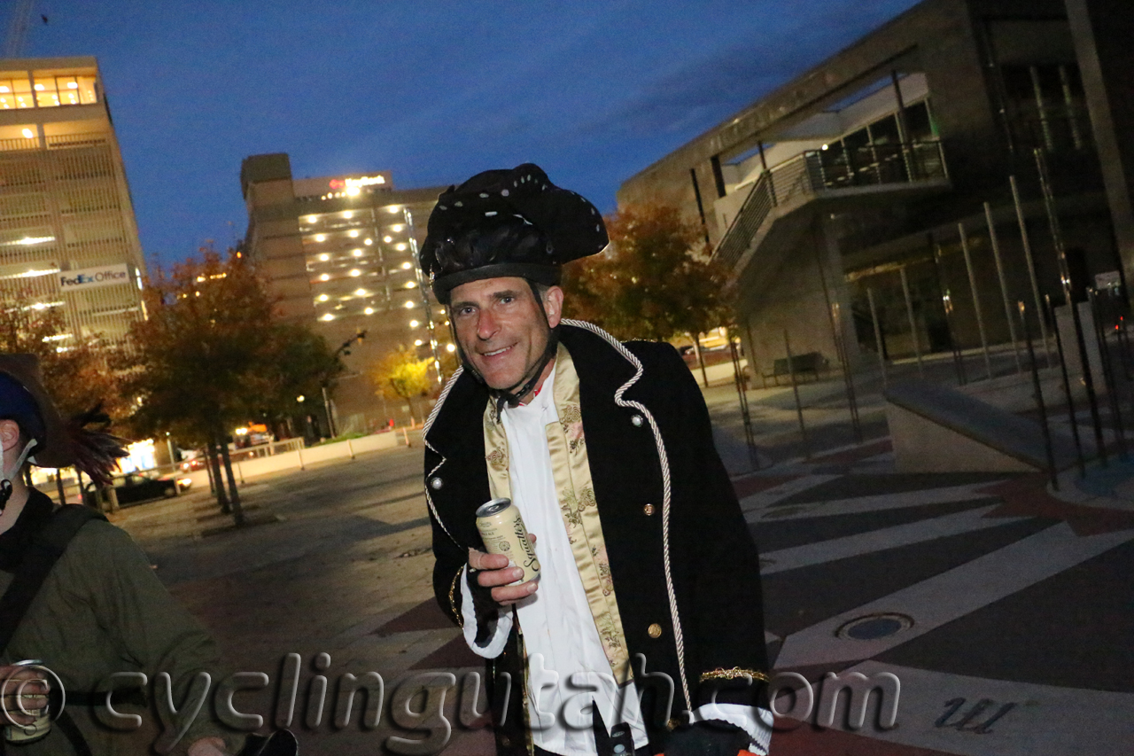 Critical-Massquerade-10-31-14-IMG_0824