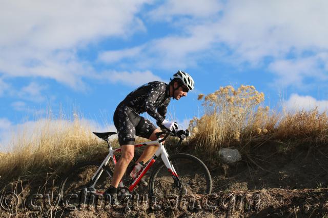 Utah-Cyclocross-Series-Race-12-12-6-2014-IMG_2067